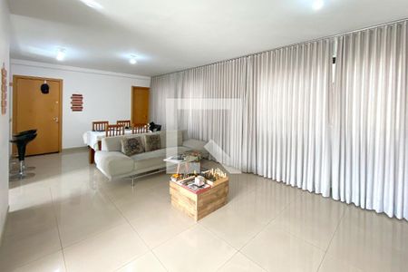 Sala de apartamento à venda com 3 quartos, 107m² em Funcionários, Belo Horizonte