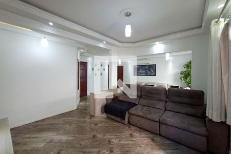 Sala de tv de apartamento para alugar com 4 quartos, 154m² em Guilhermina, Praia Grande
