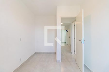 Quarto 2 de apartamento para alugar com 2 quartos, 57m² em Outeiro de São Fernando, Barueri