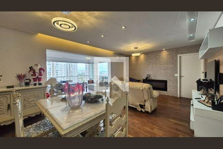 Apartamento à venda com 4 quartos, 171m² em Jardim Cláudia, São Paulo