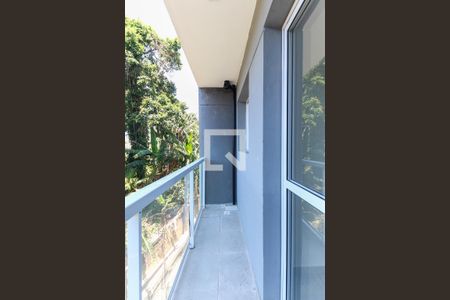 Varanda Sala - Cozinha de apartamento para alugar com 2 quartos, 42m² em Itaquera, São Paulo