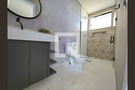 Banheiro da Suíte 1 de casa de condomínio para alugar com 3 quartos, 250m² em Condomínio Gran Royalle , Lagoa Santa