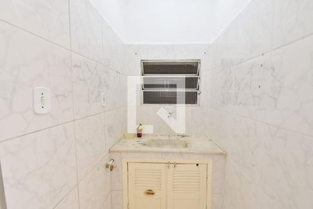 Cozinha de kitnet/studio para alugar com 1 quarto, 24m² em Liberdade, São Paulo