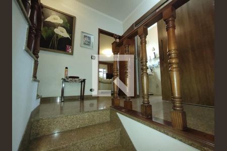 Casa para alugar com 3 quartos, 330m² em Jardim Analia Franco, São Paulo