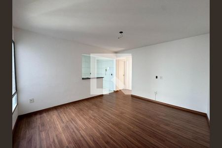 Apartamento à venda com 2 quartos, 65m² em Palmital, Lagoa Santa