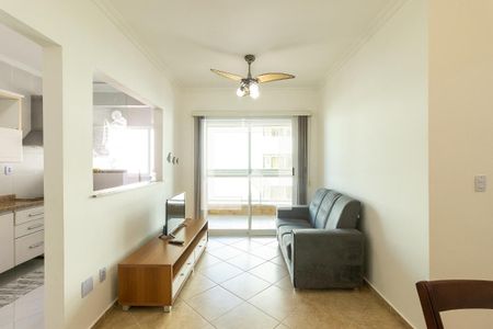 Sala de apartamento para alugar com 2 quartos, 67m² em Canto do Forte, Praia Grande