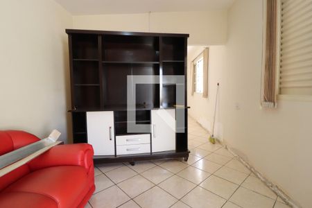 Sala de casa para alugar com 3 quartos, 140m² em Tibery, Uberlândia