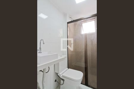 Banheiro de apartamento à venda com 2 quartos, 53m² em Freguesia do Ó, São Paulo