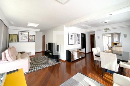 Sala de apartamento à venda com 3 quartos, 140m² em Serra, Belo Horizonte