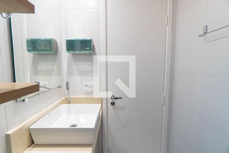 Banheiro da Suíte de apartamento para alugar com 2 quartos, 57m² em Vila Guarani (zona Sul), São Paulo