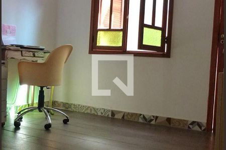 Casa à venda com 3 quartos, 166m² em Parque Sinai, Santana de Parnaíba