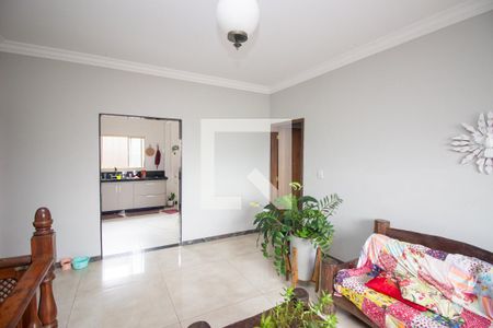 Sala de Jantar de casa para alugar com 4 quartos, 260m² em Nacional, Contagem