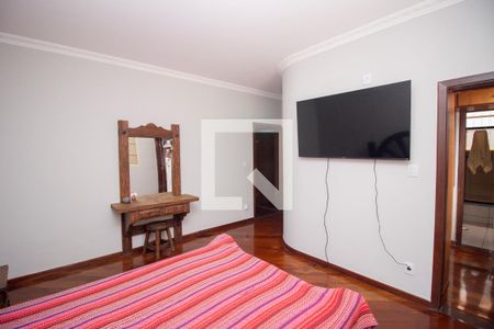 Quarto Suíte de casa para alugar com 4 quartos, 260m² em Nacional, Contagem