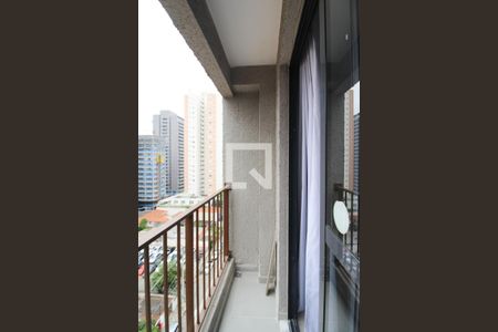 Varanda de kitnet/studio para alugar com 1 quarto, 25m² em Vila Olímpia, São Paulo