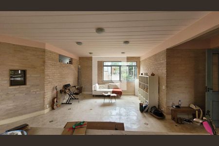 Casa à venda com 5 quartos, 600m² em Jardim Cordeiro, São Paulo