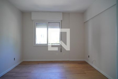Quarto suite de apartamento para alugar com 2 quartos, 110m² em Petrópolis, Porto Alegre