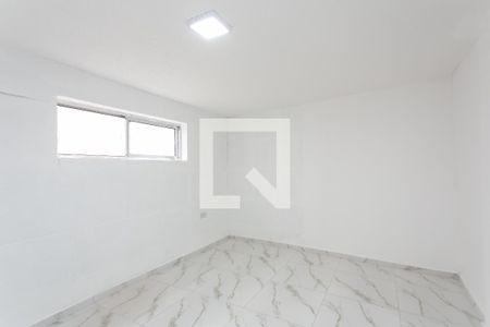 Quarto 2 de casa para alugar com 2 quartos, 100m² em Jardim Camargo Novo, São Paulo