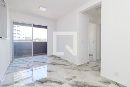 Sala de apartamento para alugar com 2 quartos, 45m² em Jardim São Luís, São Paulo