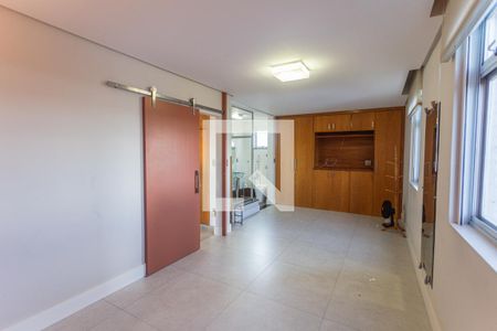 Suíte de apartamento para alugar com 2 quartos, 110m² em Santo Antônio, Belo Horizonte