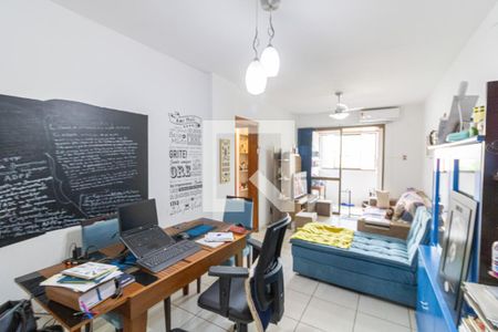 Sala de apartamento à venda com 2 quartos, 84m² em Santana, Porto Alegre