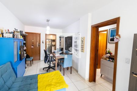 Sala de apartamento à venda com 2 quartos, 84m² em Santana, Porto Alegre