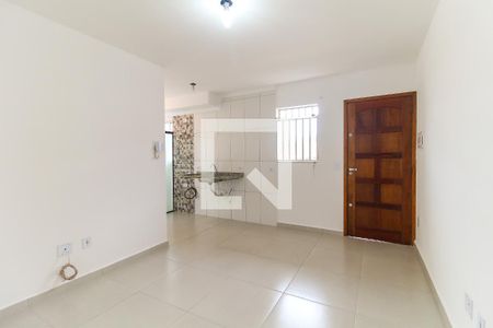 Sala/Cozinha de apartamento para alugar com 2 quartos, 39m² em Cidade Líder, São Paulo