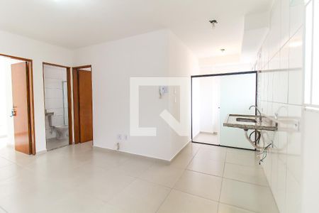 Sala/Cozinha de apartamento para alugar com 2 quartos, 39m² em Cidade Líder, São Paulo
