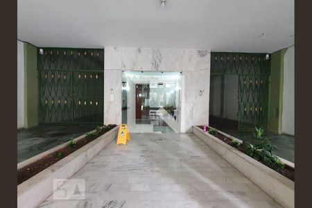 Hall de apartamento para alugar com 2 quartos, 80m² em Tijuca, Rio de Janeiro