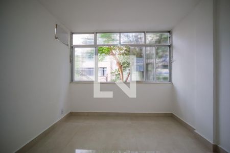 Quarto 1 de apartamento para alugar com 2 quartos, 80m² em Tijuca, Rio de Janeiro