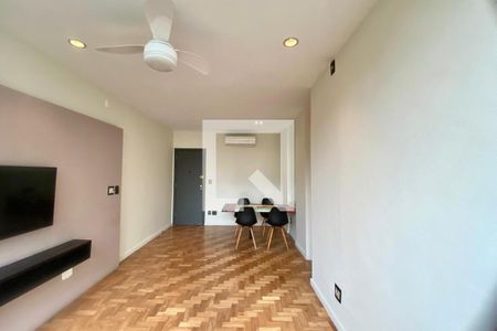 SALA de apartamento à venda com 2 quartos, 68m² em Copacabana, Rio de Janeiro