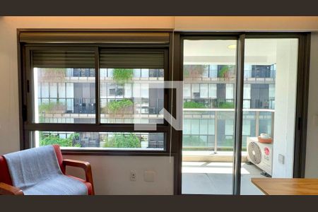 Varanda de kitnet/studio para alugar com 1 quarto, 30m² em Vila Madalena, São Paulo