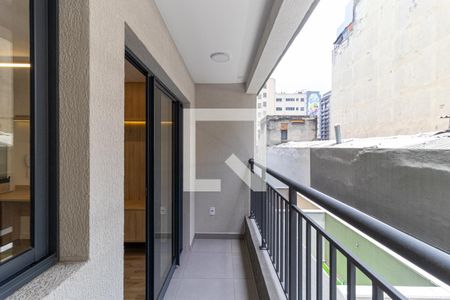 Varanda de kitnet/studio para alugar com 1 quarto, 26m² em República, São Paulo