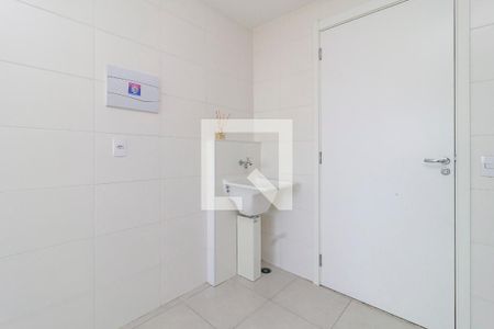 Sala - Cozinha de apartamento à venda com 1 quarto, 28m² em Vila das Belezas, São Paulo