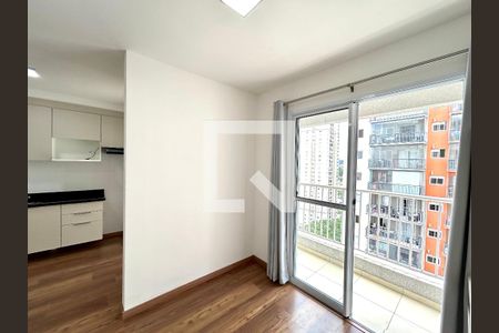 Sala de apartamento para alugar com 2 quartos, 44m² em Picanço, Guarulhos