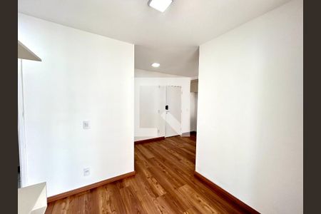 Sala de apartamento para alugar com 2 quartos, 44m² em Picanço, Guarulhos