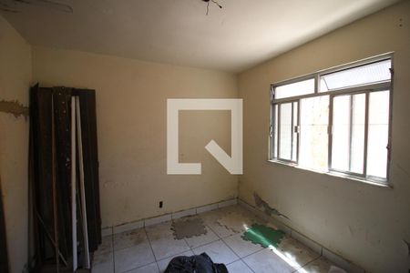 Quarto 2 de casa para alugar com 2 quartos, 120m² em Luz, Nova Iguaçu