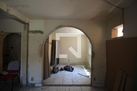 Quarto 1 de casa para alugar com 2 quartos, 120m² em Luz, Nova Iguaçu