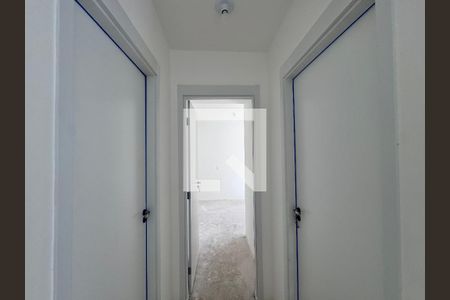 Corredor de apartamento para alugar com 2 quartos, 46m² em Recreio dos Bandeirantes, Rio de Janeiro