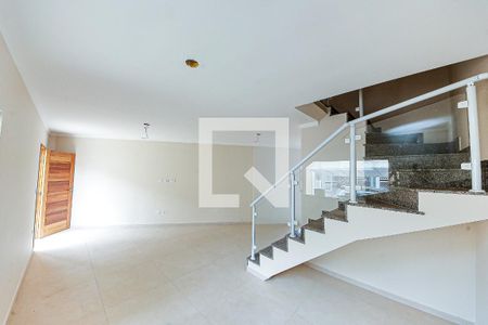 Casa à venda com 3 quartos, 100m² em Vila Lucia, São Paulo