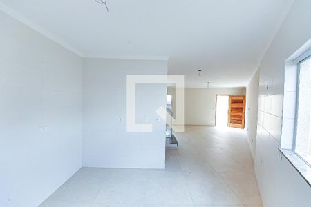 Casa à venda com 3 quartos, 100m² em Vila Lucia, São Paulo