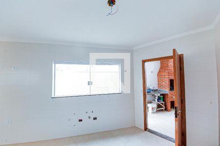 Casa à venda com 3 quartos, 100m² em Vila Lucia, São Paulo