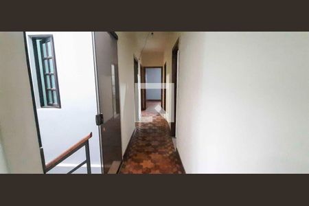 Corredor de casa à venda com 5 quartos, 174m² em Bela Vista, Osasco