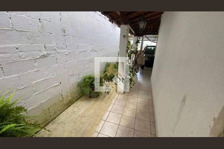 Casa à venda com 2 quartos, 136m² em São João Batista, Belo Horizonte
