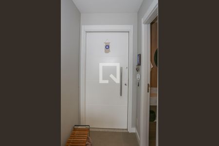 Entrada de apartamento à venda com 3 quartos, 106m² em Vila Romana, São Paulo