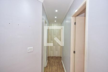 Corredor de apartamento à venda com 3 quartos, 69m² em Jardim Henriqueta, Taboão da Serra