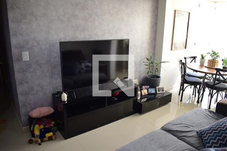 Sala de casa de condomínio para alugar com 1 quarto, 77m² em Jardim Imaraty, Ribeirão Preto