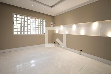 Sala de casa à venda com 3 quartos, 209m² em Utinga, Santo André