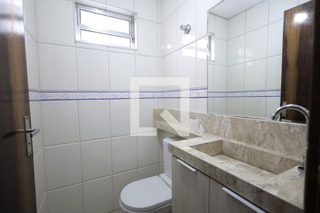 Banheiro de casa à venda com 3 quartos, 209m² em Utinga, Santo André