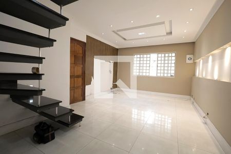 Sala de casa à venda com 3 quartos, 209m² em Utinga, Santo André