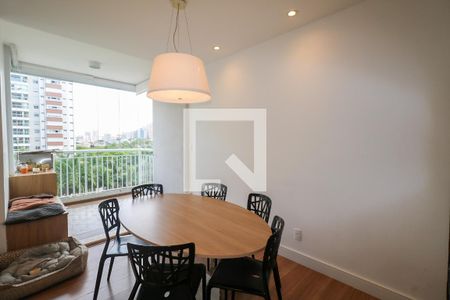 Sala de apartamento à venda com 2 quartos, 68m² em Cerâmica, São Caetano do Sul